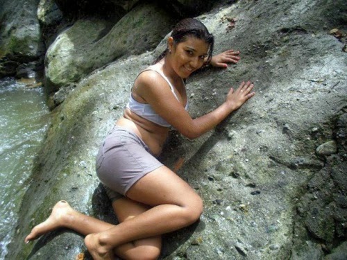 nude pics of rebecca brown handjob milf strippers